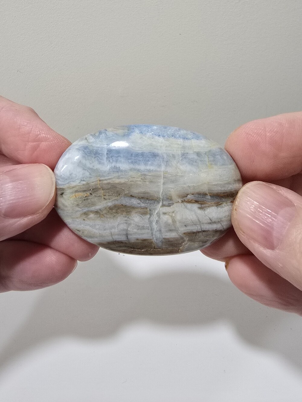 Blue Scheelite Crystal Palmstone - Picture 4 of 9